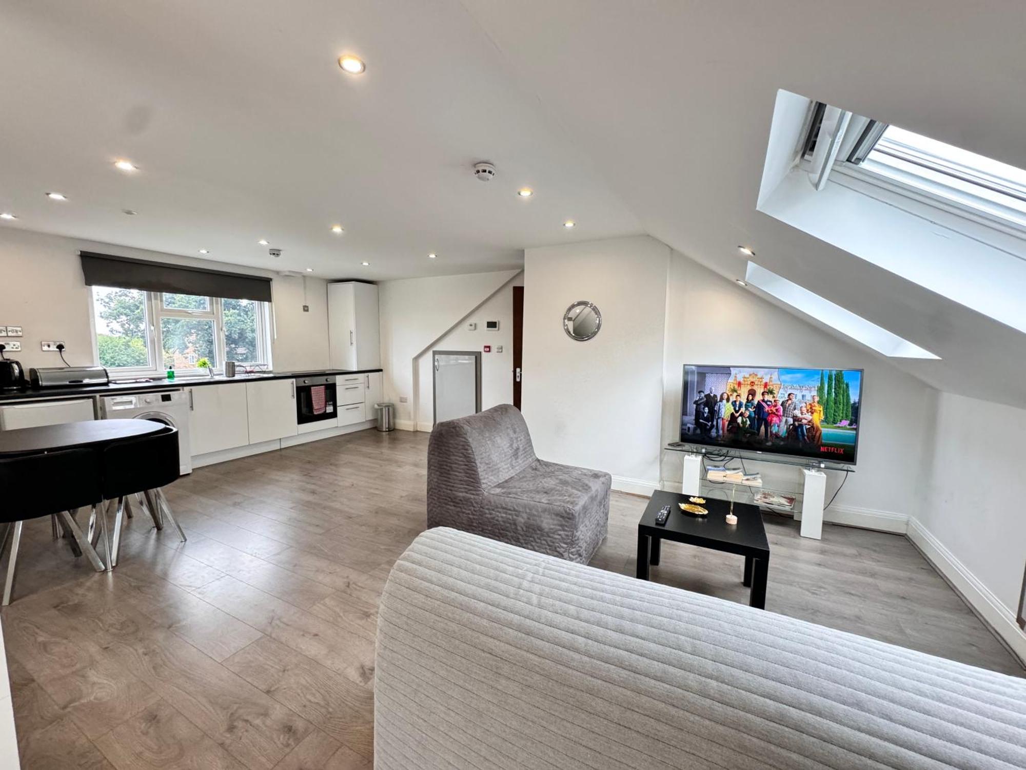 Hatton Apartments Heathrow Airport- Free Parking-Free Underground To And From Heathrow Airport Hatton Cross See Picture-See London Fast Hatton Cross To Central London 30Min Екстер'єр фото