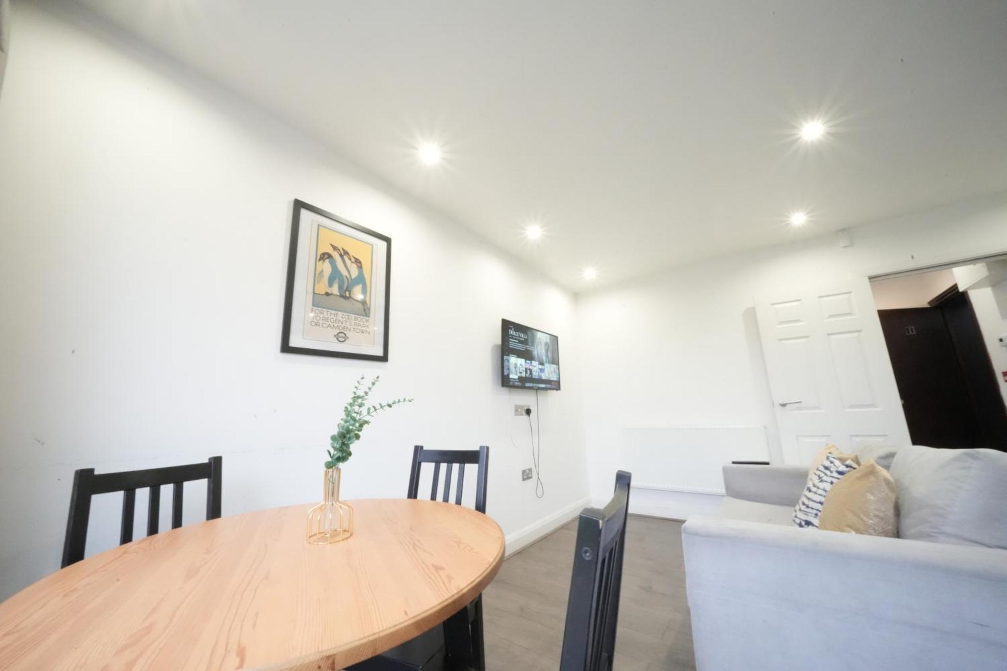 Hatton Apartments Heathrow Airport- Free Parking-Free Underground To And From Heathrow Airport Hatton Cross See Picture-See London Fast Hatton Cross To Central London 30Min Екстер'єр фото